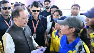 इचकेला की बेटियों ने क्रिकेट में रचा इतिहास