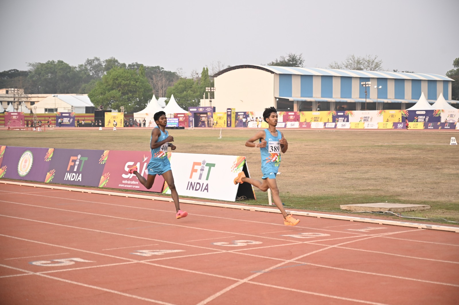 ख़ुद से सीखने वाले सूरज माशी ने उधार के स्पाइक्स पहन जीता 5000 मीटर का रजत पदक