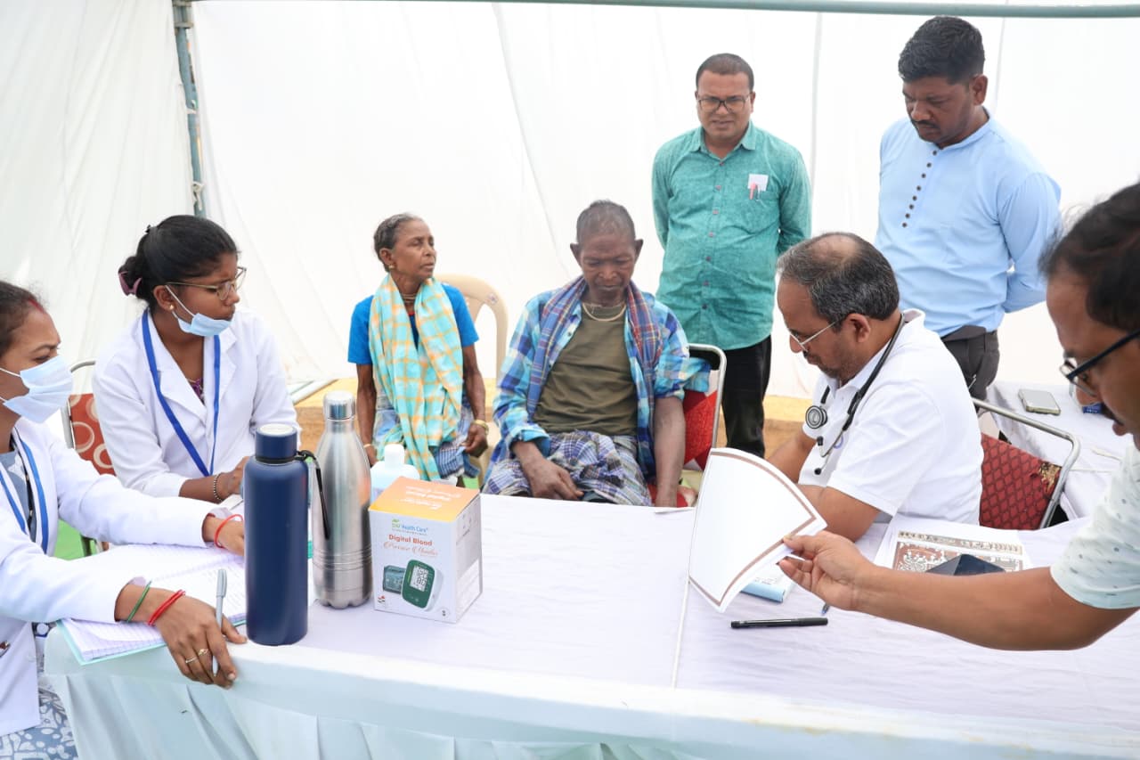 लाल आतंक के सूर्यास्त के साथ सुकमा में उदय हुआ स्वास्थ्य सेवाओं का सूरज लाल आतंक के सूर्यास्त के साथ सुकमा में उदय हुआ स्वास्थ्य सेवाओं का सूरज