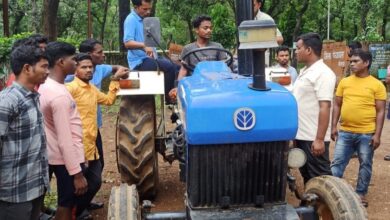 संघर्ष और भटकाव के बाद मनकू कड़ती की नई शुरुआत संघर्ष और भटकाव के बाद मनकू कड़ती की नई शुरुआत
