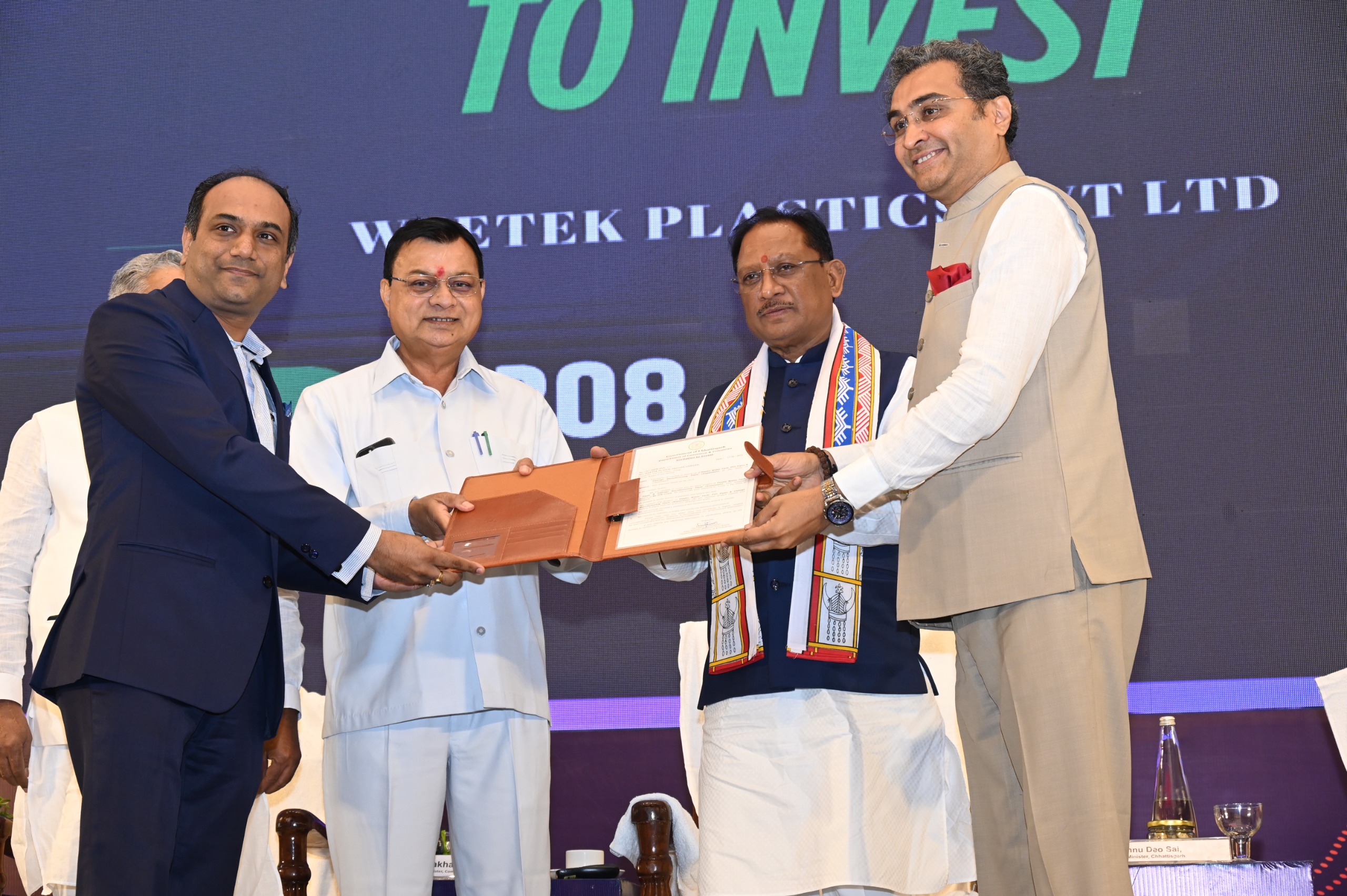 उद्योग और श्रम विभाग के आपसी समन्वय से संवर रहा है – छत्तीसगढ़ उद्योग और श्रम विभाग के आपसी समन्वय से संवर रहा है – छत्तीसगढ़