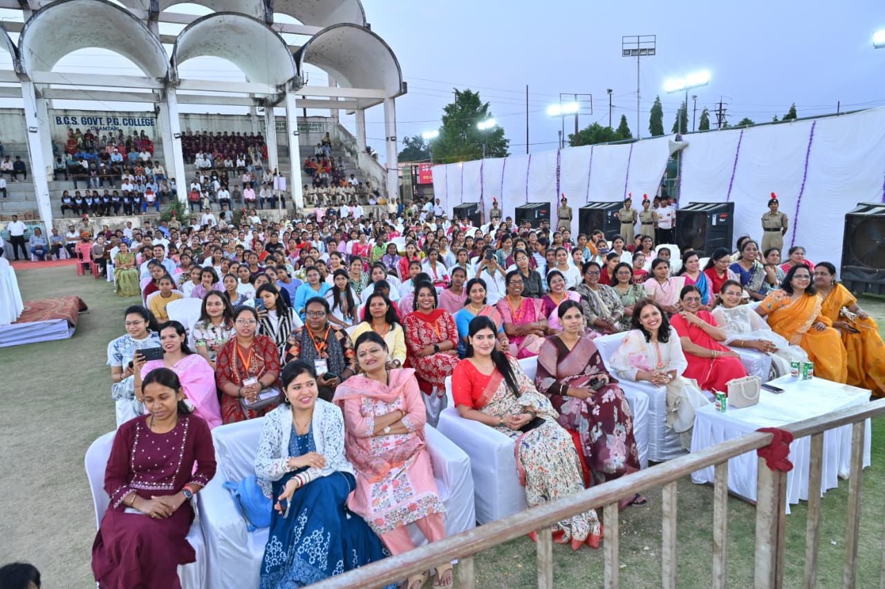 यूथ फेस्ट-2026: सौरभ द्विवेदी का मंत्र—फिट रहें, पॉजिटिव सोचें, परिवार संग आगे बढ़ें