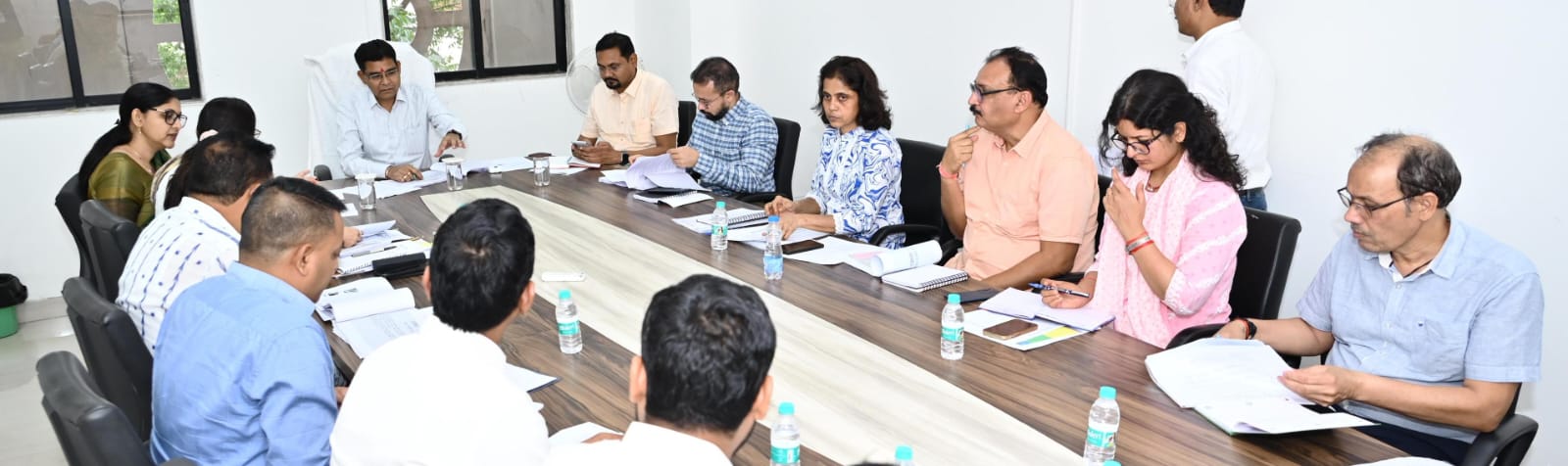 सुशासन, पारदर्शिता और समयबद्ध तरीके से जनहितैषी कार्यों को पूरा करने सरकार प्रतिबद्ध-मंत्री श्री टंक राम वर्मा