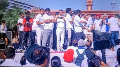 संविधान के सम्मान में दौड़ी ‘रन फॉर अंबेडकर’ मैराथन, राहुल गांधी ने दिखाई हरी झंडी