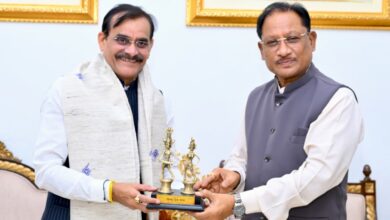 मुख्यमंत्री से सांसद श्री विष्णु दत्त शर्मा ने की सौजन्य मुलाकात