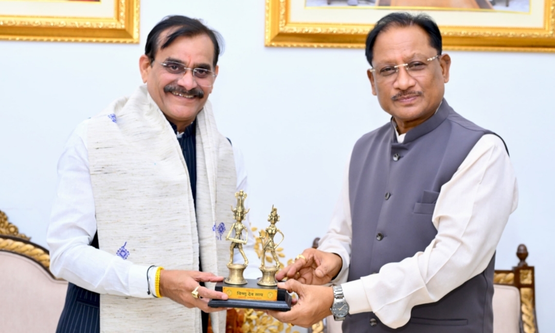 मुख्यमंत्री से सांसद श्री विष्णु दत्त शर्मा ने की सौजन्य मुलाकात