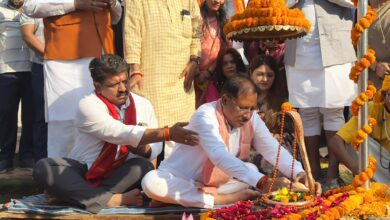 जलेश्वर महादेव धाम में मुख्यमंत्री श्री विष्णुदेव साय ने किया जलाभिषेक: प्रदेश की सुख-समृद्धि की कामना की