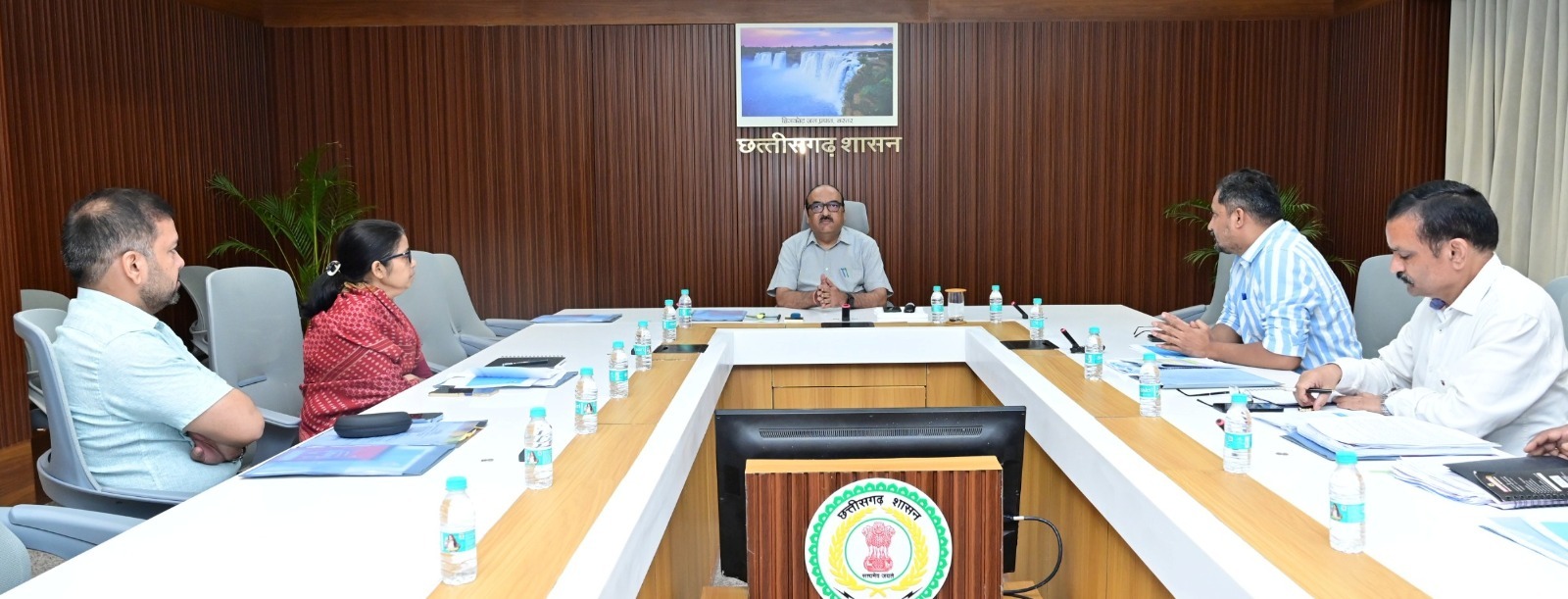 पेयजल की नियमित जलापूर्ति और शुद्धता की जांच जरूरी- मुख्य सचिव पेयजल की नियमित जलापूर्ति और शुद्धता की जांच जरूरी- मुख्य सचिव