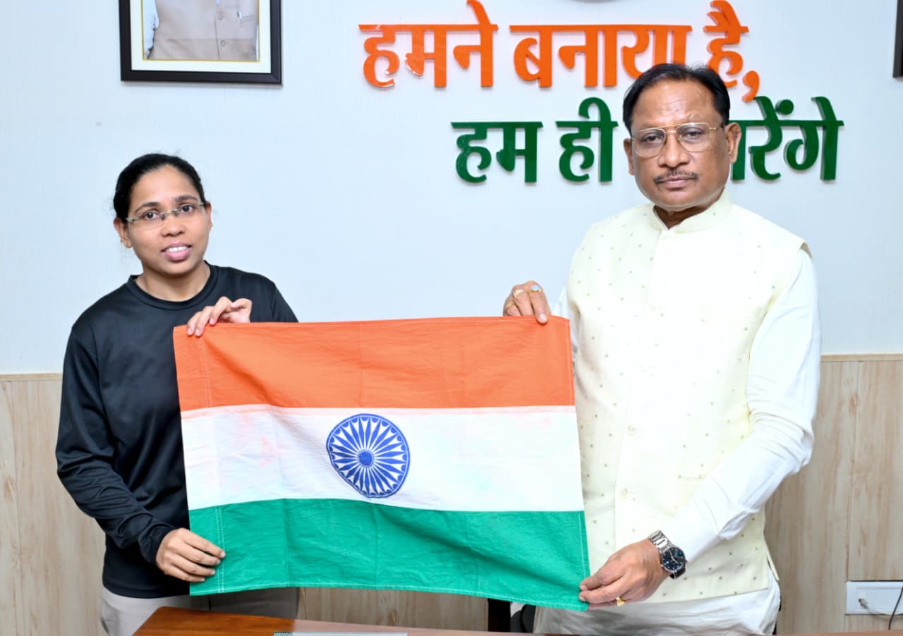 माउंट एवरेस्ट विजेता अमिता श्रीवास के स्वास्थ्य लाभ हेतु राज्य सरकार सजग : मुख्यमंत्री श्री विष्णु देव साय माउंट एवरेस्ट विजेता अमिता श्रीवास के स्वास्थ्य लाभ हेतु राज्य सरकार सजग : मुख्यमंत्री श्री विष्णु देव साय