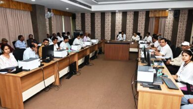 नागरिकों की सुविधा सर्वोपरि, भविष्य की जरुरतों के अनुरूप करें निर्माण’, लोक निर्माण विभाग के सचिव ने निर्माणाधीन पुलों के कार्यों की प्रगति की समीक्षा की।