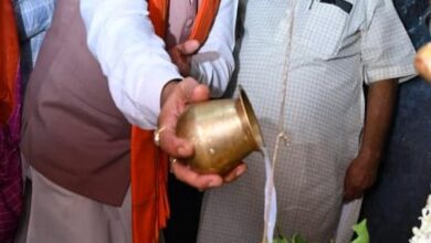मुख्यमंत्री ने हाटकेश्वर महादेव मंदिर में पूजा-अर्चना कर प्रदेशवासियों के सुख समृद्धि की कामना की