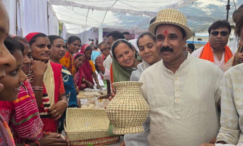 बिहान योजना से मिली नई पहचान, लटोरी की महिलाएं हस्तशिल्प के जरिए बन रहीं आत्मनिर्भर