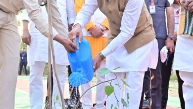 मुख्यमंत्री श्री विष्णु देव साय ने ‘एक पेड़ मां के नाम’ अभियान के तहत किया पीपल का पौधारोपण मुख्यमंत्री श्री विष्णु देव साय ने ‘एक पेड़ मां के नाम’ अभियान के तहत किया पीपल का पौधारोपण