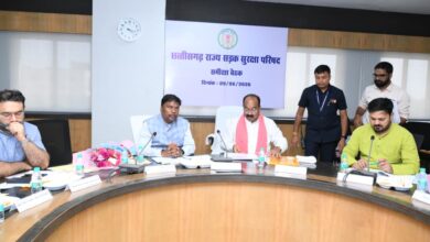 तकनीक, प्रशिक्षण और सख्त निगरानी से सड़क हादसों पर लगाम की तैयारी तकनीक, प्रशिक्षण और सख्त निगरानी से सड़क हादसों पर लगाम की तैयारी
