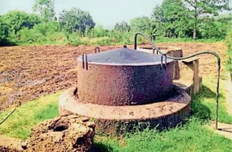 गोबर गैस संयंत्रों के पुनर्जीवन से ग्रामीण ऊर्जा आत्मनिर्भरता को नई गति गोबर गैस संयंत्रों के पुनर्जीवन से ग्रामीण ऊर्जा आत्मनिर्भरता को नई गति
