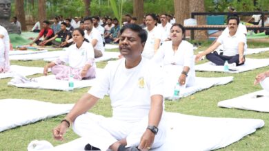कोटमहर गार्डन में उत्साहपूर्वक मनाया गया 12वां अंतरराष्ट्रीय योग दिवस
