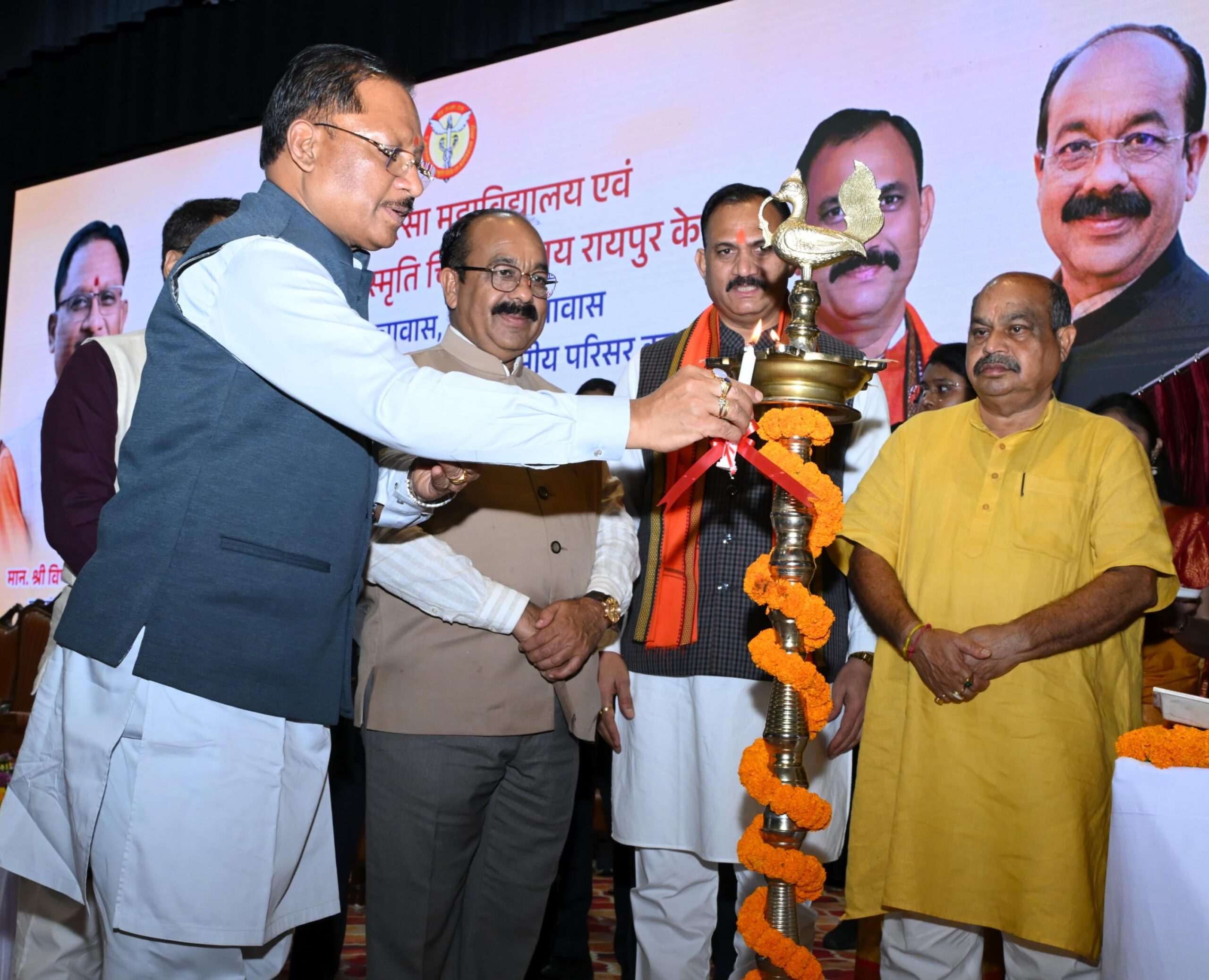 स्वस्थ छत्तीसगढ़ करेगा विकसित छत्तीसगढ़ का निर्माण- मुख्यमंत्री श्री साय स्वस्थ छत्तीसगढ़ करेगा विकसित छत्तीसगढ़ का निर्माण- मुख्यमंत्री श्री साय