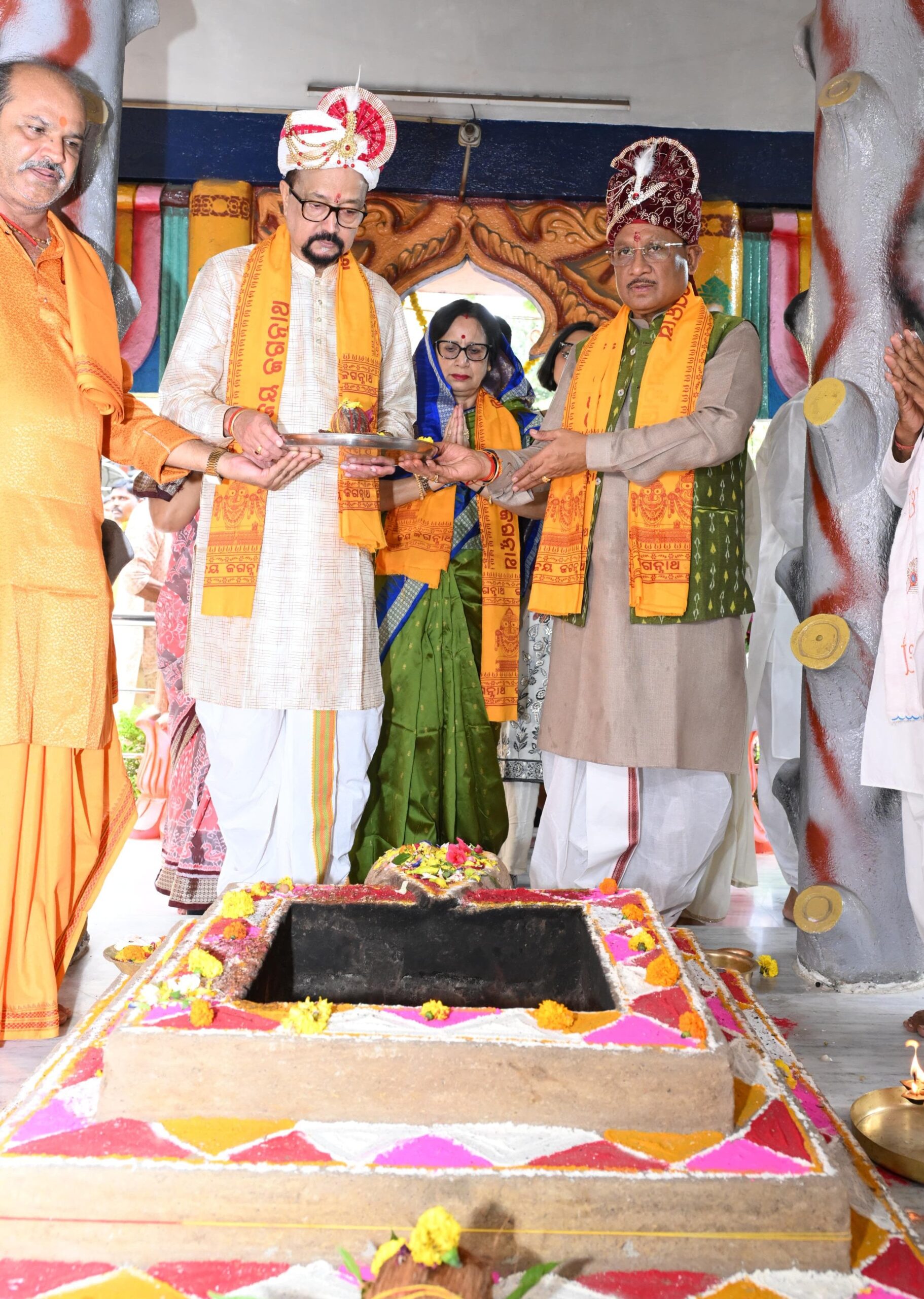 रथयात्रा हमारी आस्था, लोकसंस्कृति, सामाजिक समरसता और जनभागीदारी का जीवंत महापर्व : मुख्यमंत्री श्री विष्णुदेव साय रथयात्रा हमारी आस्था, लोकसंस्कृति, सामाजिक समरसता और जनभागीदारी का जीवंत महापर्व : मुख्यमंत्री श्री विष्णुदेव साय