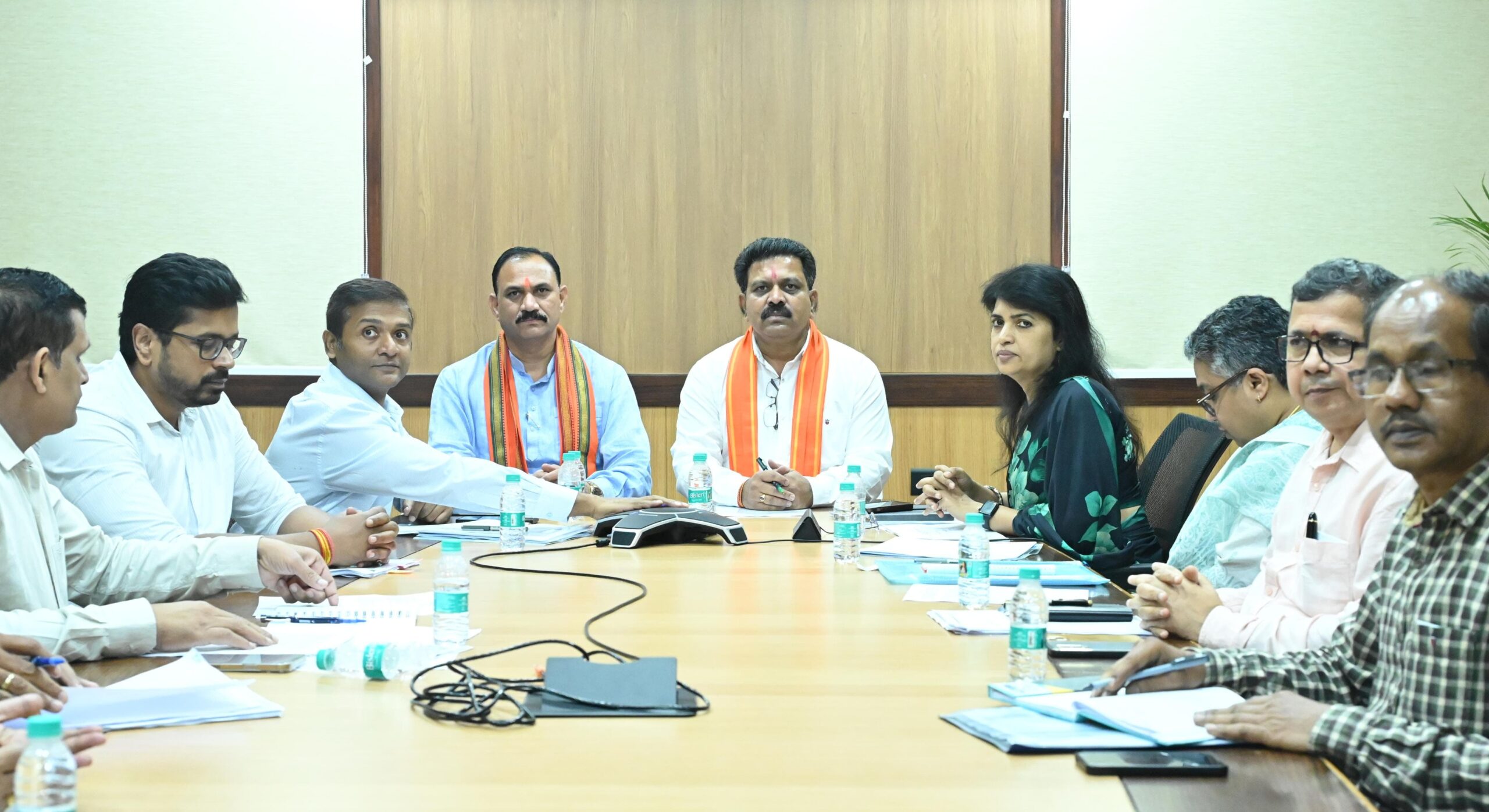 सीसीटीएनएस को और सशक्त बनाने उप मुख्यमंत्री श्री विजय शर्मा ने की उच्चस्तरीय समीक्षा बैठक सीसीटीएनएस को और सशक्त बनाने उप मुख्यमंत्री श्री विजय शर्मा ने की उच्चस्तरीय समीक्षा बैठक