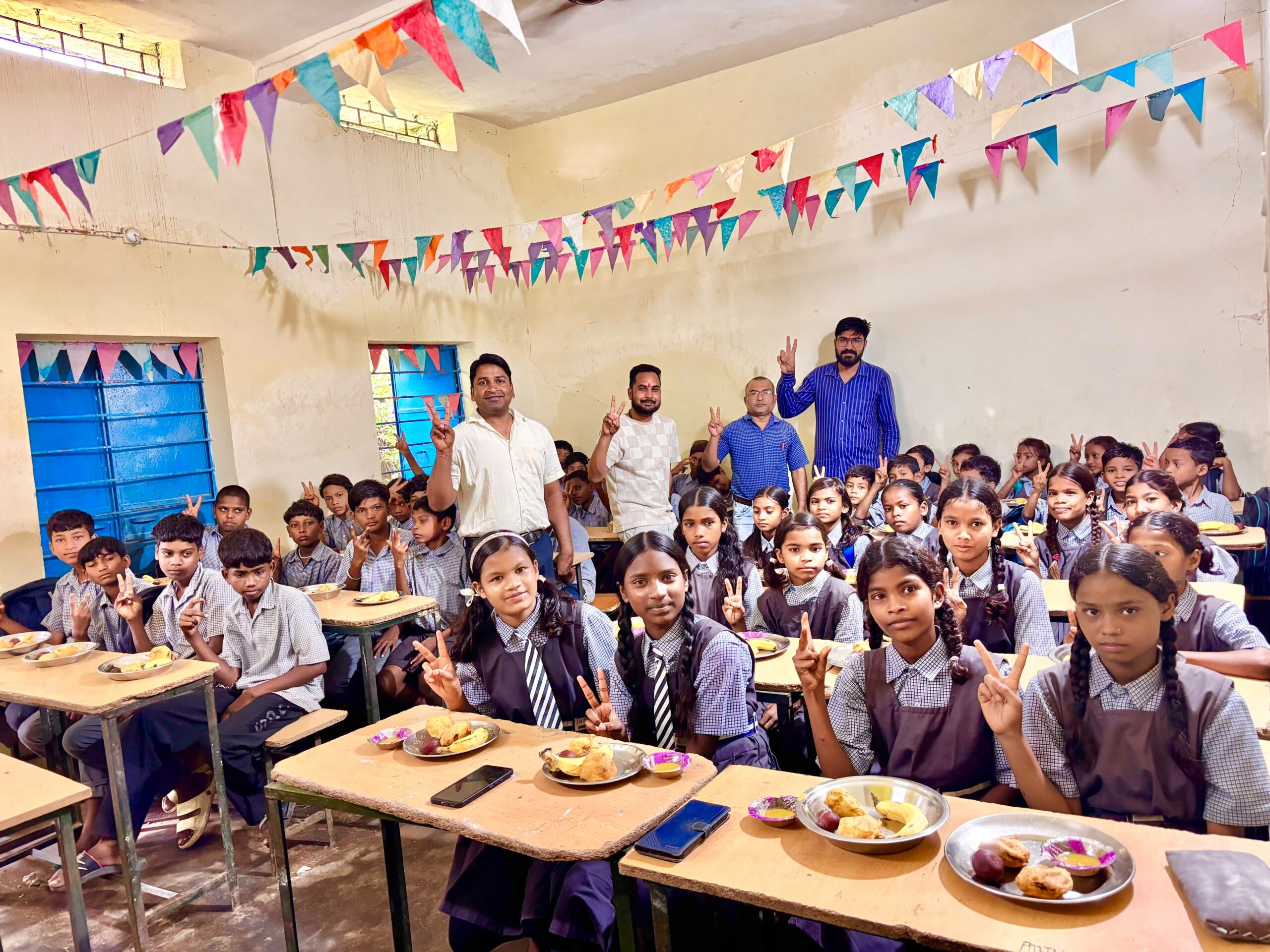500 विद्यालयों में पोषण, पर्यावरण और सहभागिता का संगम, बैगलेस डे पर सूरजपुर की अनूठी पहल 500 विद्यालयों में पोषण, पर्यावरण और सहभागिता का संगम, बैगलेस डे पर सूरजपुर की अनूठी पहल