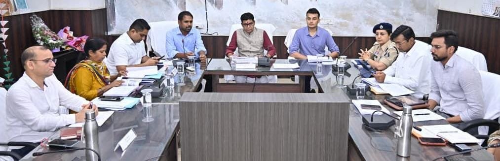 राजस्व मामलों में देरी बर्दाश्त नहीं, समय पर निपटाएं नामांतरण और बंटवारा’-मंत्री श्री टंक राम वर्मा राजस्व मामलों में देरी बर्दाश्त नहीं, समय पर निपटाएं नामांतरण और बंटवारा’-मंत्री श्री टंक राम वर्मा