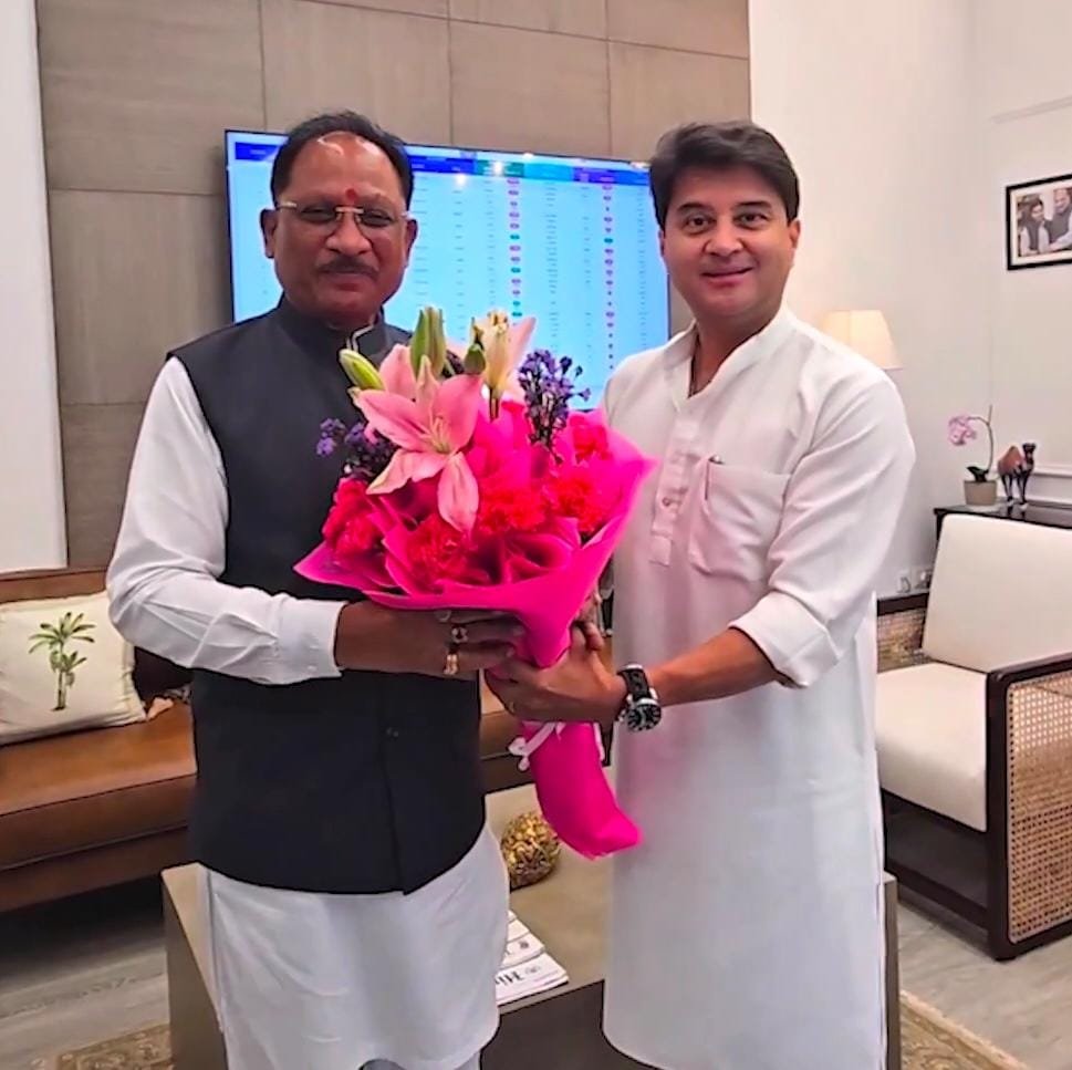 छत्तीसगढ़ के दूरस्थ क्षेत्रों को मिलेगी मजबूत डिजिटल पहचान, 2,305 नए मोबाइल टावरों के लिए मुख्यमंत्री श्री विष्णु देव साय ने केंद्र से मांगी मंजूरी छत्तीसगढ़ के दूरस्थ क्षेत्रों को मिलेगी मजबूत डिजिटल पहचान, 2,305 नए मोबाइल टावरों के लिए मुख्यमंत्री श्री विष्णु देव साय ने केंद्र से मांगी मंजूरी