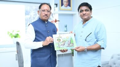 मुख्यमंत्री श्री साय ने की जनसंपर्क विभाग के ‘मुस्कुराता बस्तर’ पहल की सराहना मुख्यमंत्री श्री साय ने की जनसंपर्क विभाग के ‘मुस्कुराता बस्तर’ पहल की सराहना