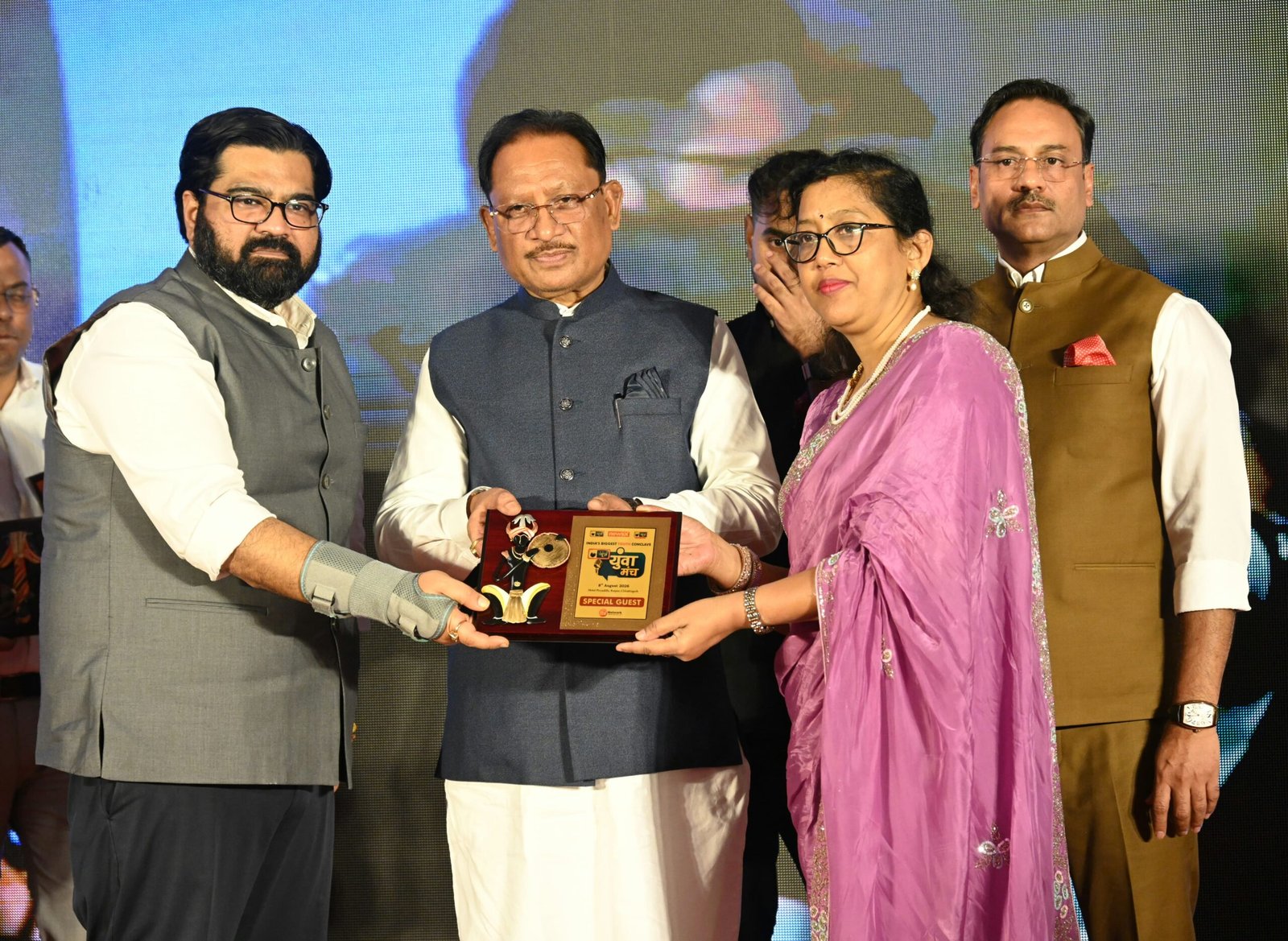 नक्सलमुक्त छत्तीसगढ़ प्रगति के पथ पर निरंतर अग्रसर हो रहा -मुख्यमंत्री श्री साय नक्सलमुक्त छत्तीसगढ़ प्रगति के पथ पर निरंतर अग्रसर हो रहा -मुख्यमंत्री श्री साय