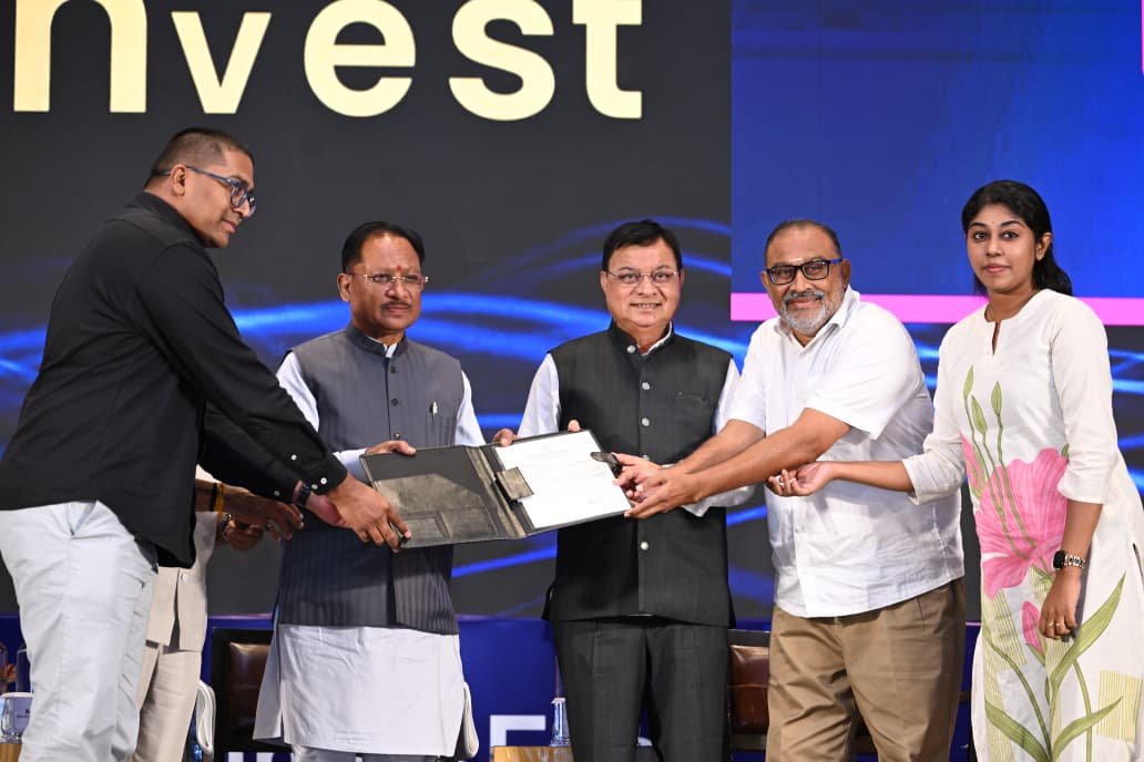 विजन 2047 की ओर बढ़ता छत्तीसगढ़: उद्योगों से आत्मनिर्भर और समृद्ध भविष्य की नई पहल विजन 2047 की ओर बढ़ता छत्तीसगढ़: उद्योगों से आत्मनिर्भर और समृद्ध भविष्य की नई पहल