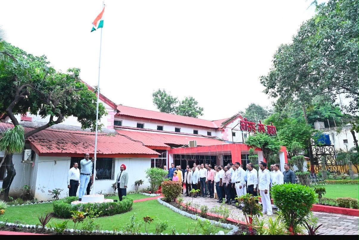 छत्तीसगढ़ लोक आयोग में गरिमामय ढंग से मनाया गया स्वतंत्रता दिवस छत्तीसगढ़ लोक आयोग में गरिमामय ढंग से मनाया गया स्वतंत्रता दिवस