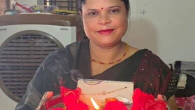 बहनों की खुशहाली का उपहार, विष्णु भैया का साथ—महतारी वंदन से प्रतिभा की रक्षाबंधन की खुशियां हुईं दोगुनी बहनों की खुशहाली का उपहार, विष्णु भैया का साथ—महतारी वंदन से प्रतिभा की रक्षाबंधन की खुशियां हुईं दोगुनी