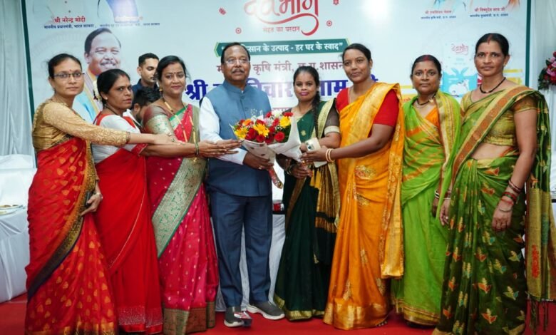 साइबर अपराधों से बचाव के लिए डिजिटल युग में जागरूकता और सतर्कता अत्यंत आवश्यक- मंत्री श्री रामविचार नेताम साइबर अपराधों से बचाव के लिए डिजिटल युग में जागरूकता और सतर्कता अत्यंत आवश्यक- मंत्री श्री रामविचार नेताम