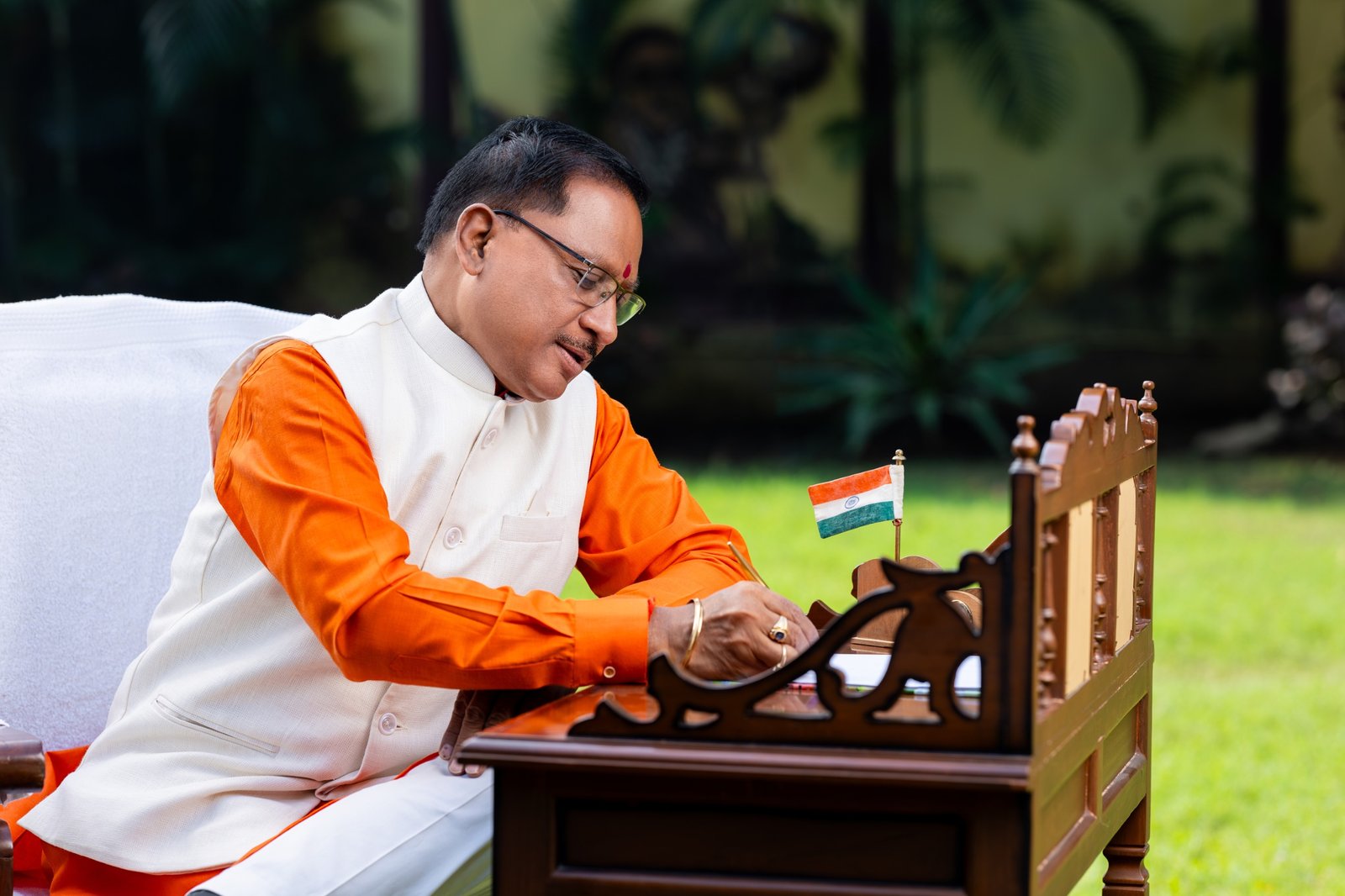 शिक्षक दिवस के अवसर पर मुख्यमंत्री श्री विष्णु देव साय ने गुरुजनों के नाम लिखा आत्मीय पत्र शिक्षक दिवस के अवसर पर मुख्यमंत्री श्री विष्णु देव साय ने गुरुजनों के नाम लिखा आत्मीय पत्र