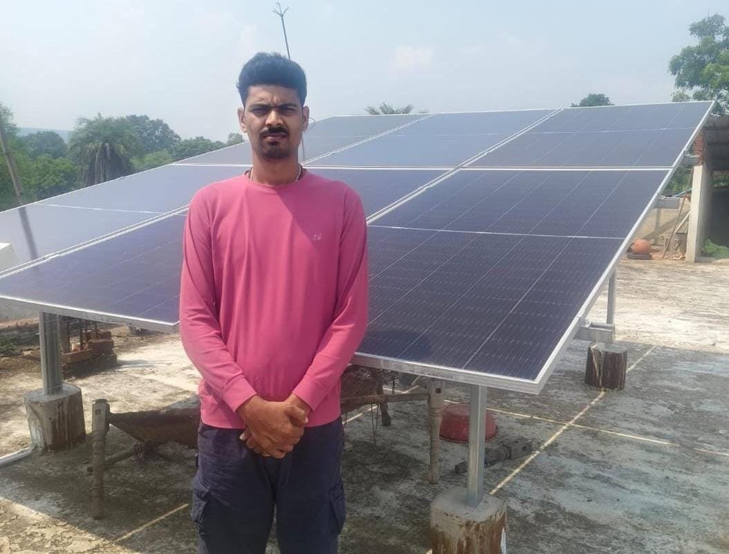 सौर ऊर्जा से रोशन हुआ किसान नेतराम का घर सौर ऊर्जा से रोशन हुआ किसान नेतराम का घर