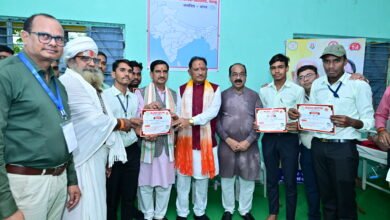 मुख्यमंत्री श्री साय ने 21 विकास कार्यों का किया लोकार्पण एवं शिलान्यास: मदकू में 68.96 करोड़ रुपये के विकास कार्यों की सौगात, ट्रॉमा सेंटर और इको टूरिज्म सेंटर सहित कई बड़ी घोषणाएं