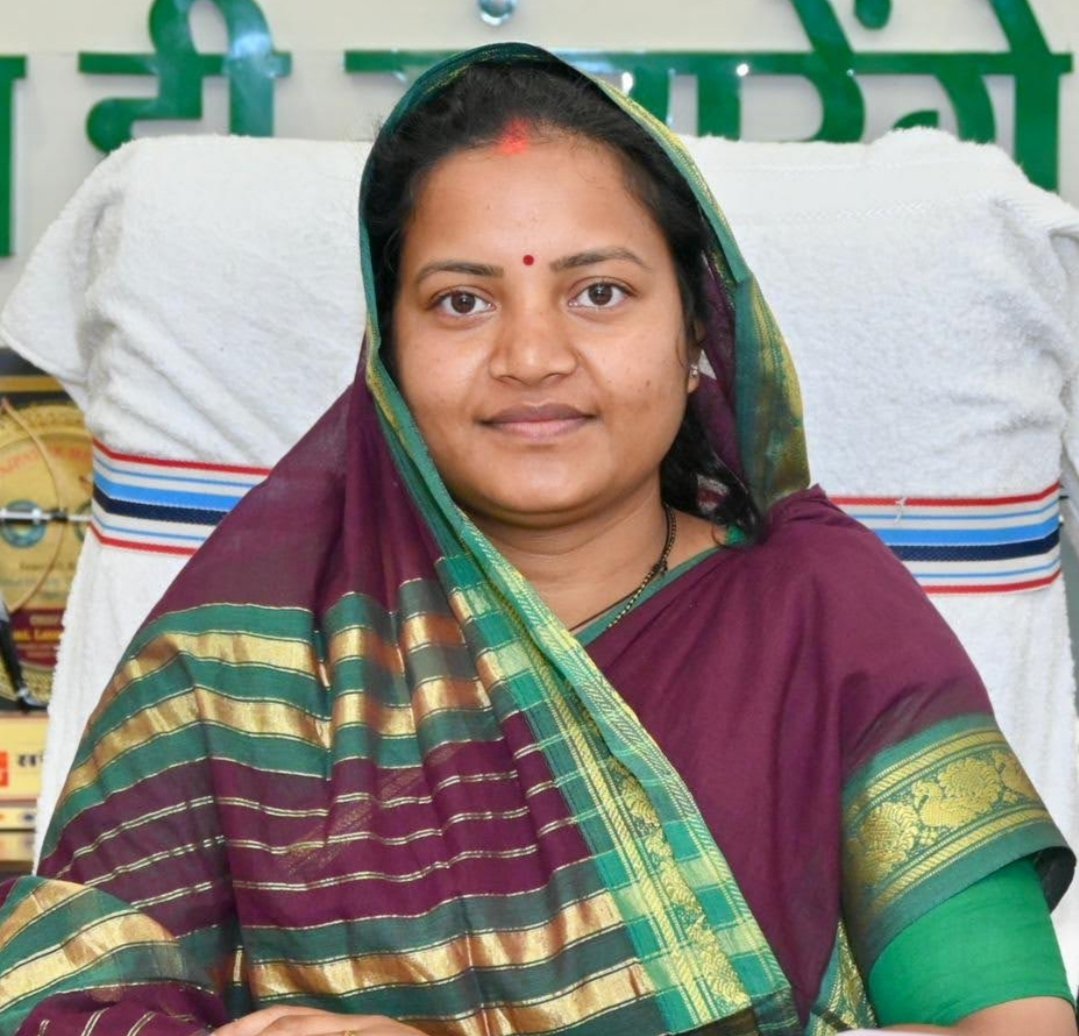 मंत्री श्रीमती लक्ष्मी राजवाड़े की पहल से भटगांव विधानसभा के 7 धान उपार्जन केंद्र होंगे सुविधा-संपन्न मंत्री श्रीमती लक्ष्मी राजवाड़े की पहल से भटगांव विधानसभा के 7 धान उपार्जन केंद्र होंगे सुविधा-संपन्न