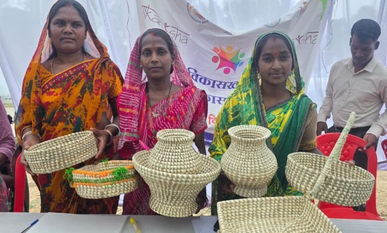 बिहान से बदल रही सरगुजा की महिलाओं की तस्वीर, हुनर और हौसले से आत्मनिर्भरता की ओर बढ़ते कदम बिहान से बदल रही सरगुजा की महिलाओं की तस्वीर, हुनर और हौसले से आत्मनिर्भरता की ओर बढ़ते कदम