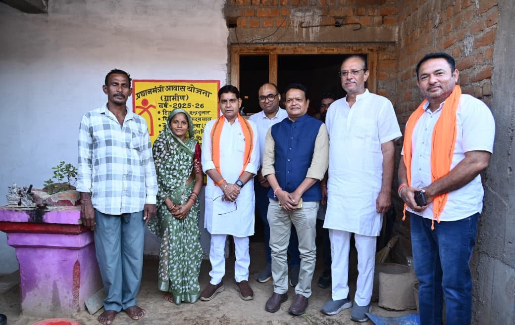 अंतिम व्यक्ति का उत्थान और सर्वसमावेशी विकास ही हमारी प्रतिबद्धता: राजस्व मंत्री श्री टंक राम वर्मा अंतिम व्यक्ति का उत्थान और सर्वसमावेशी विकास ही हमारी प्रतिबद्धता: राजस्व मंत्री श्री टंक राम वर्मा