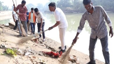रामपुर आश्रम में जनभागीदारी से चला सेवा संकल्प के साथ स्वच्छता अभियान रामपुर आश्रम में जनभागीदारी से चला सेवा संकल्प के साथ स्वच्छता अभियान