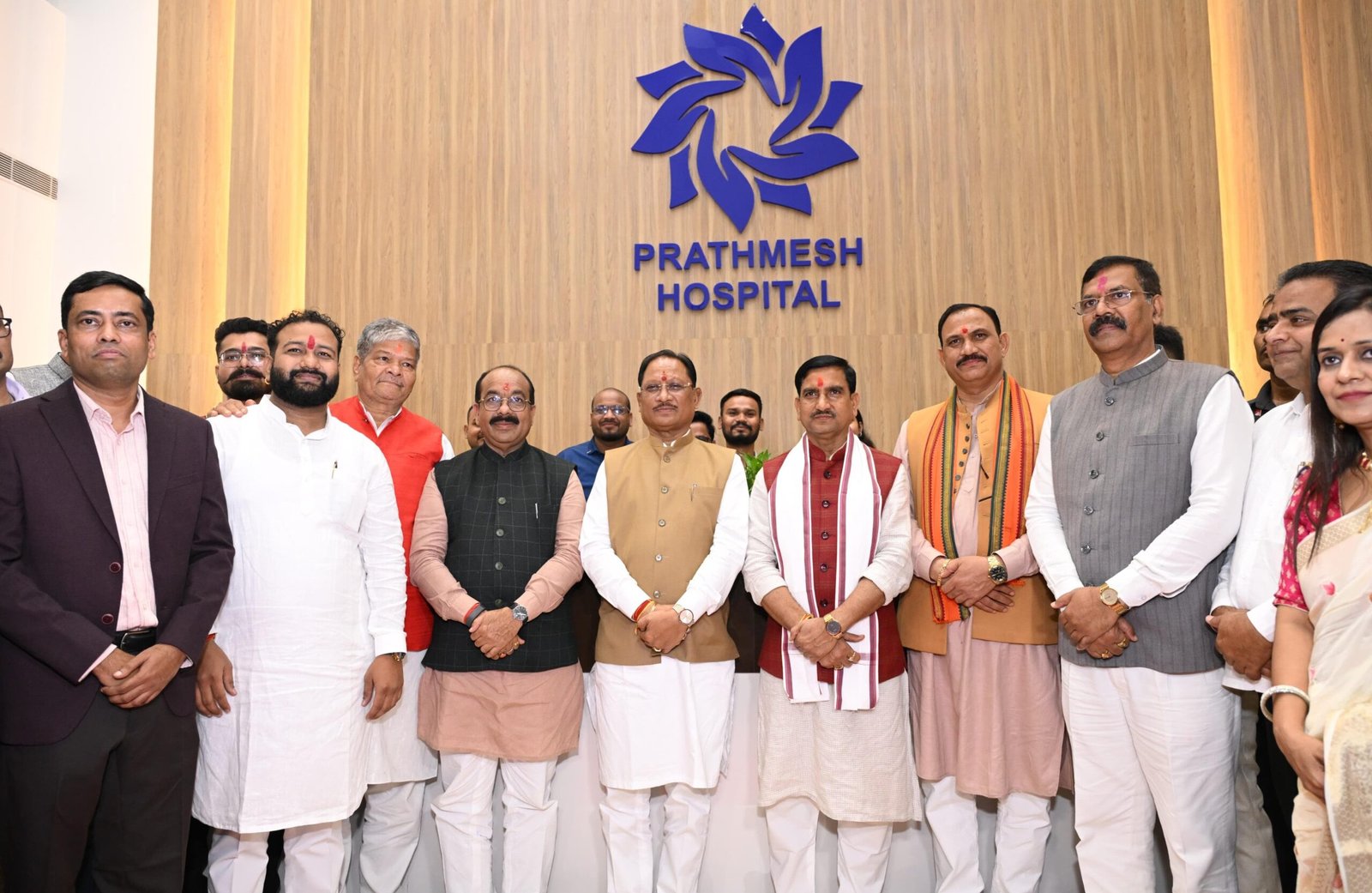 मुख्यमंत्री श्री साय ने देवपुरी में सुपर स्पेशलिटी प्रथमेश हॉस्पिटल का किया शुभारंभ मुख्यमंत्री श्री साय ने देवपुरी में सुपर स्पेशलिटी प्रथमेश हॉस्पिटल का किया शुभारंभ