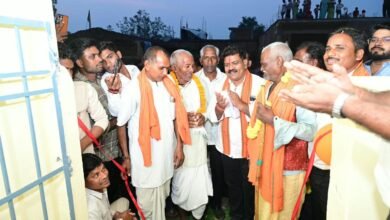 भलपहरी और अचानकपुर में ग्रामीणों के बीच पहुंचे उप मुख्यमंत्री श्री विजय शर्मा, दी 48 लाख रुपए के विकास कार्यों की सौगात भलपहरी और अचानकपुर में ग्रामीणों के बीच पहुंचे उप मुख्यमंत्री श्री विजय शर्मा, दी 48 लाख रुपए के विकास कार्यों की सौगात
