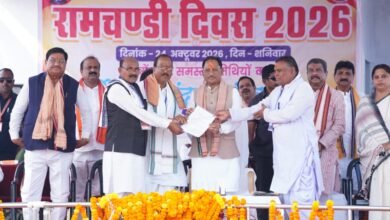गढ़फुलझर में बाबा बिशासहे कुल कोलता समाज के वार्षिक स्नेह सम्मेलन एवं बंधु मिलन में शामिल हुए मुख्यमंत्री श्री साय गढ़फुलझर में बाबा बिशासहे कुल कोलता समाज के वार्षिक स्नेह सम्मेलन एवं बंधु मिलन में शामिल हुए मुख्यमंत्री श्री साय
