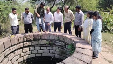 आयुक्त श्री तारन प्रकाश सिन्हा ने बेमेतरा जिले में वीबी-जी राम जी योजना के कार्यों का किया सघन निरीक्षण आयुक्त श्री तारन प्रकाश सिन्हा ने बेमेतरा जिले में वीबी-जी राम जी योजना के कार्यों का किया सघन निरीक्षण