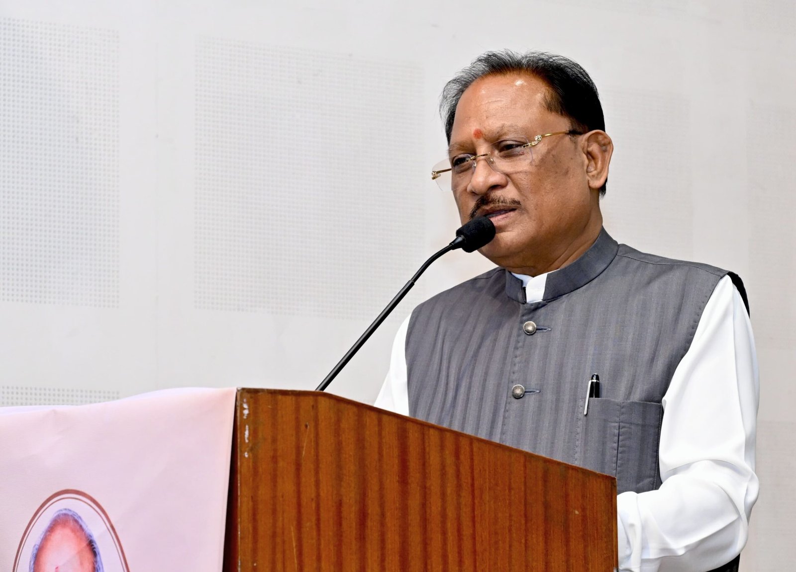 किसानों की समृद्धि और आय बढ़ाना हमारी सरकार की सर्वोच्च प्राथमिकता : मुख्यमंत्री श्री विष्णु देव साय किसानों की समृद्धि और आय बढ़ाना हमारी सरकार की सर्वोच्च प्राथमिकता : मुख्यमंत्री श्री विष्णु देव साय