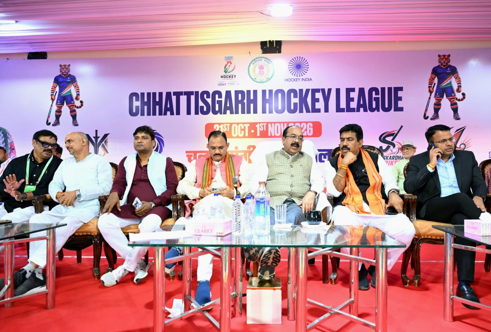 शाहरुख और आशीष पूर्ति ने संस्कारधानी स्ट्राइकर्स को दिलाई पहली जीत, राजधानी रॉयल्स को 4-2 से हराया शाहरुख और आशीष पूर्ति ने संस्कारधानी स्ट्राइकर्स को दिलाई पहली जीत, राजधानी रॉयल्स को 4-2 से हराया
